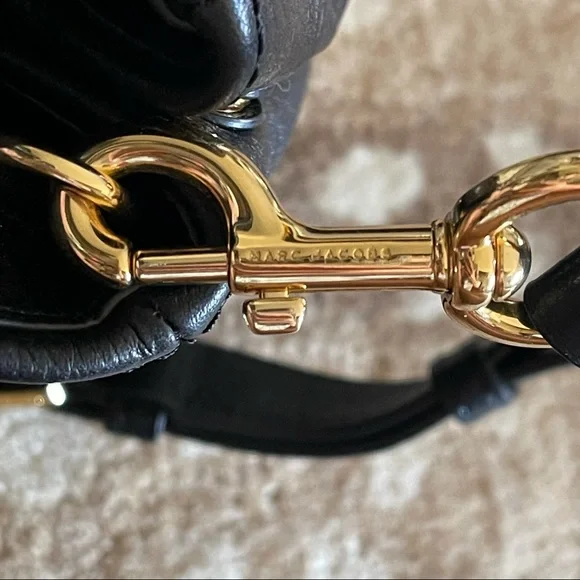 Marc Jacobs Black Leather Empire City Leather Structured Top Handle Tote Bag - Picture 14 of 16